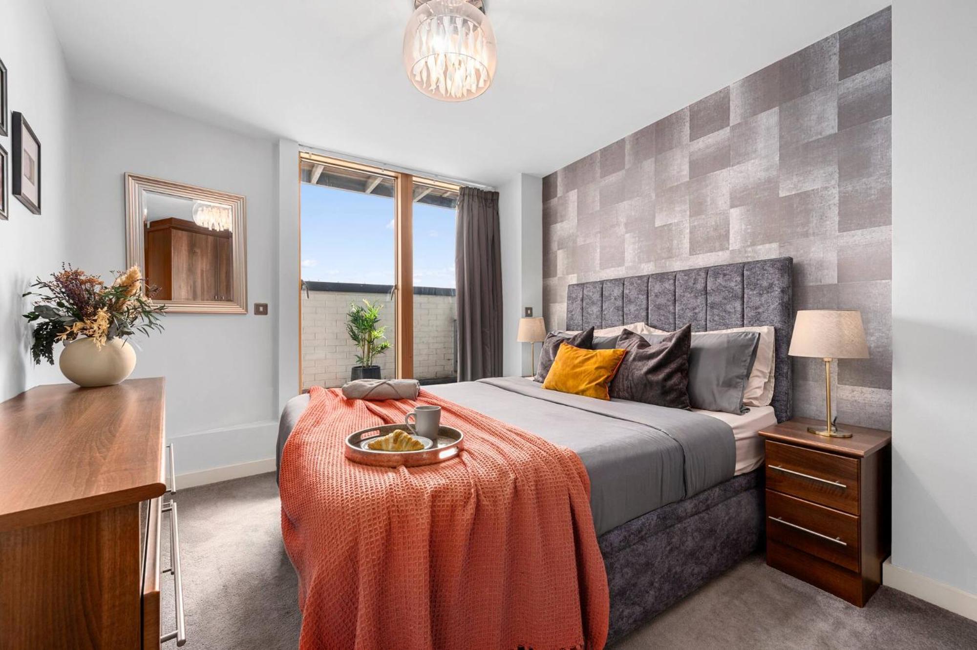 Cityscape Mcr Skyline- 2br, Free Parking, Views Apartment Manchester